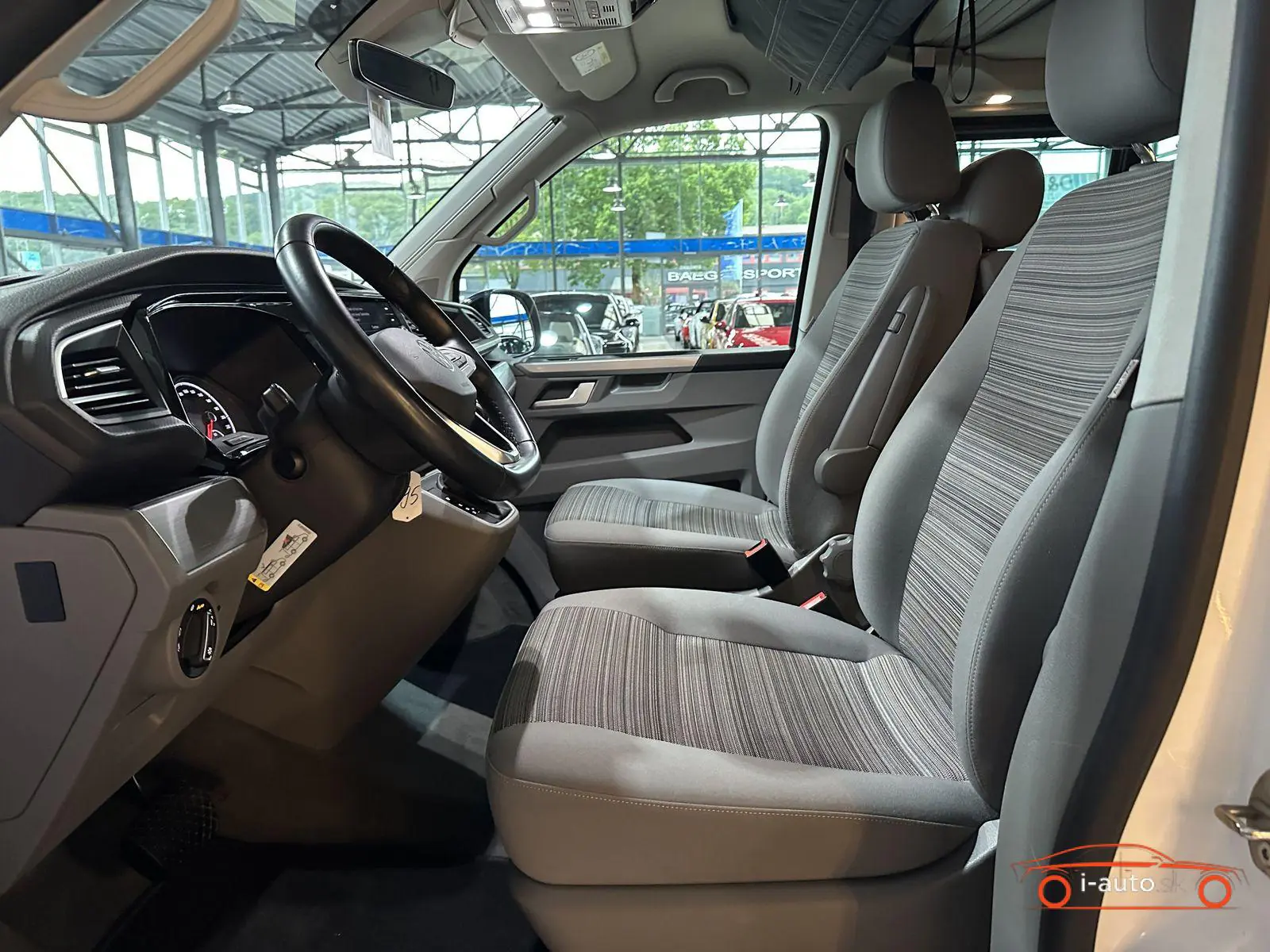 Volkswagen T6 Caravelle 2022 na predaj – fotografia 13