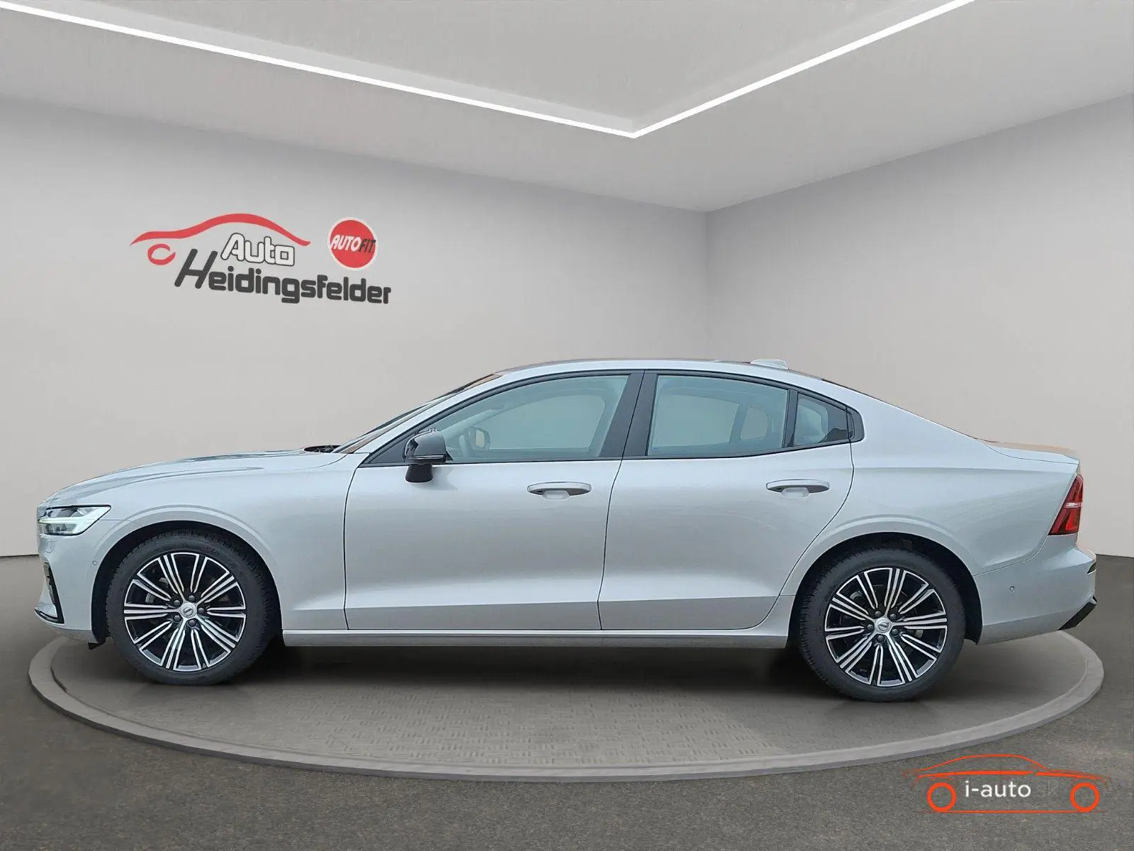 Volvo S60 2023 na predaj – fotografia 2