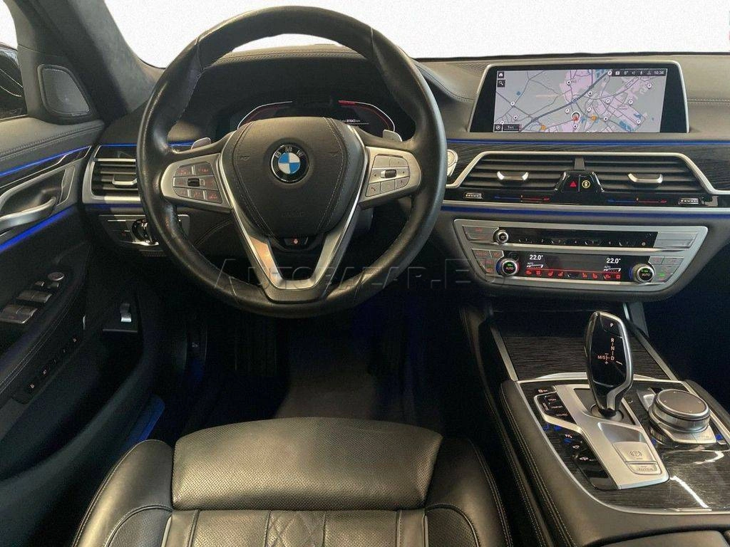 BMW Rad 7 2020 na predaj – fotografia 10