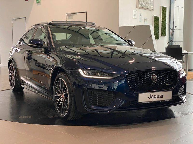 Jaguar XE 2.0D I4 D200 R-Dynamic HSE AWD A/T