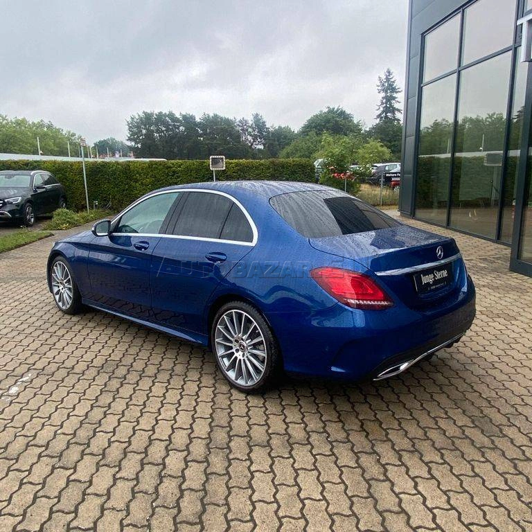 Mercedes-Benz C trieda Sedan 300 d A/T