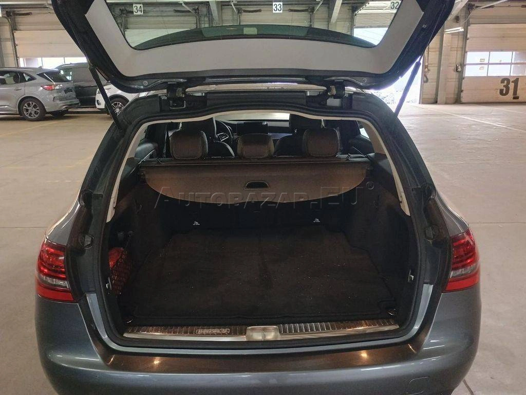 Mercedes-Benz C trieda Kombi 220 d A/T