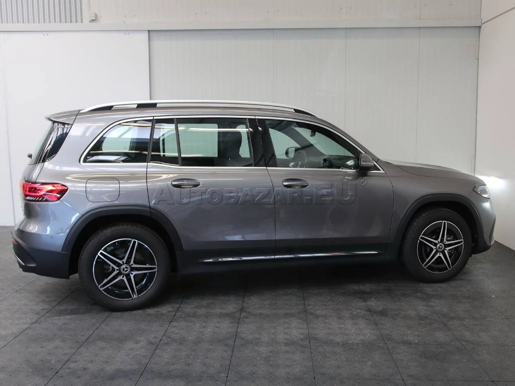 Mercedes-Benz EQB 300 4MATIC