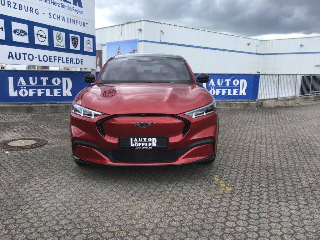 Ford Mustang Mach-E AWD