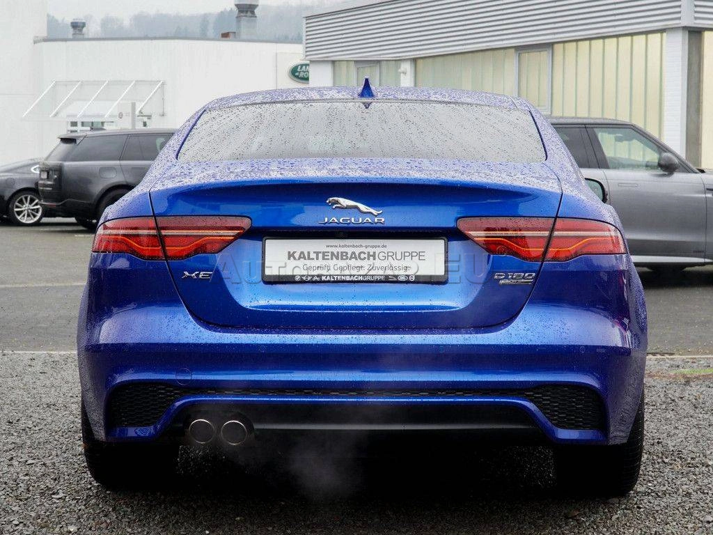 Jaguar XE 2.0D I4 R-Dyn SE AWD AT