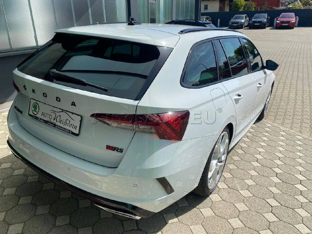 Škoda Octavia Combi 2.0 TDI DSG RS