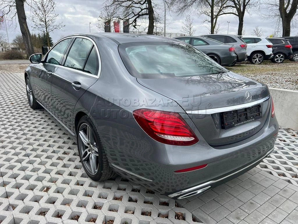 Mercedes E trieda 400 d 4MATIC A/T