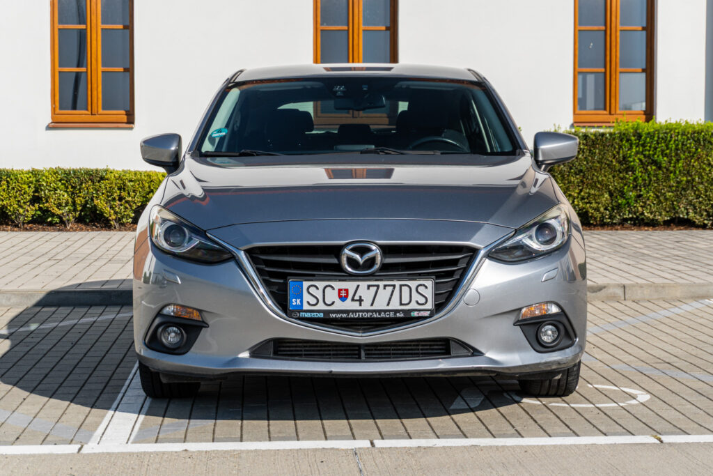 Mazda 3
