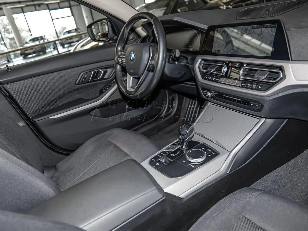 BMW rad 3 Touring 330d Touring A/T