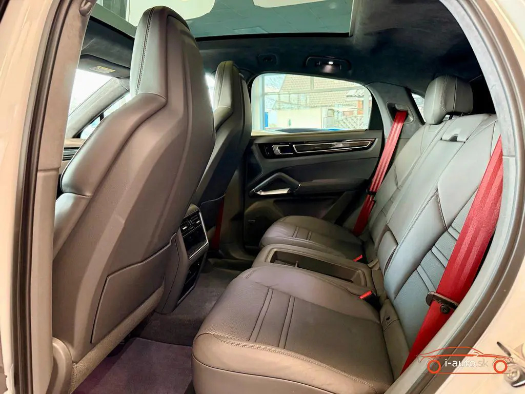Porsche Cayenne 2023 na predaj – fotografia 9