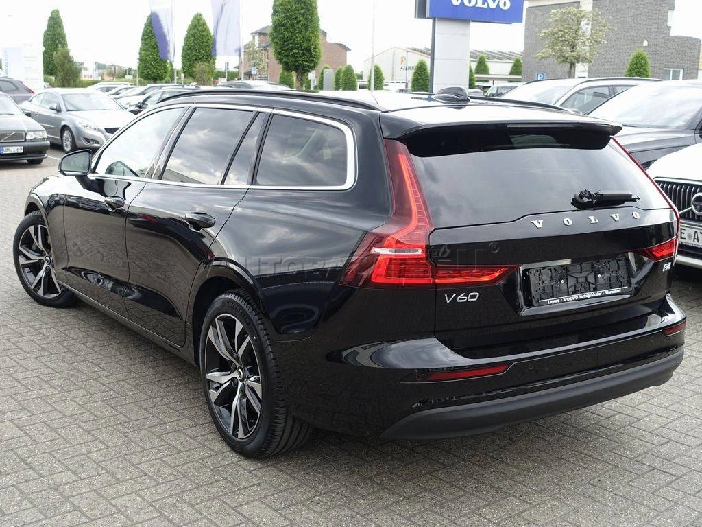 Volvo V60 B4 Core A/T