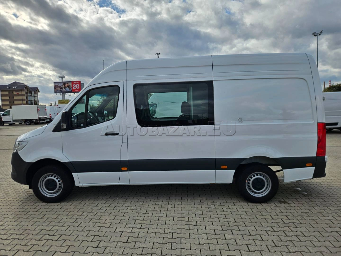 Mercedes-Benz Sprinter 315 CDI CREW CAB 5 MIEST