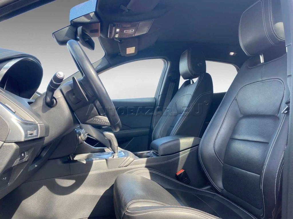 Jaguar E-Pace D180 AWD R-Dynamic SE