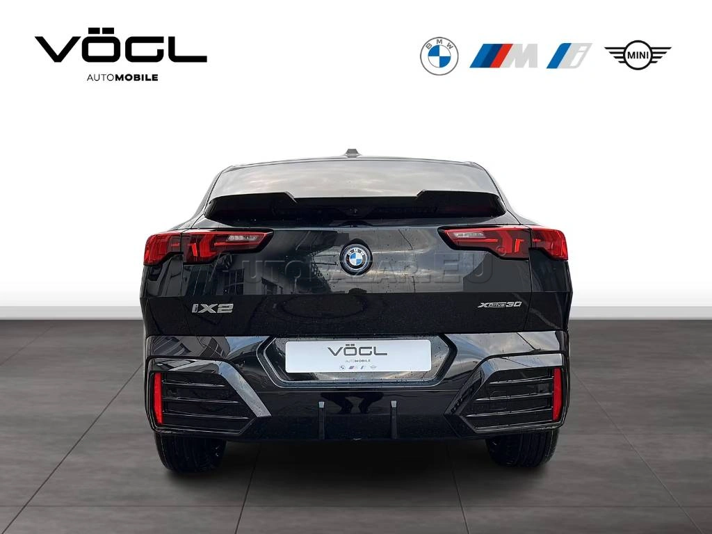 BMW iX2 xDrive30 M Sport