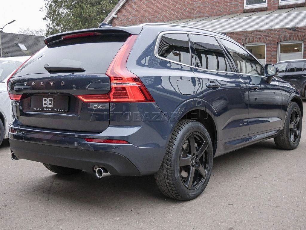 Volvo XC60 B4 Momentum Pro AWD A/T