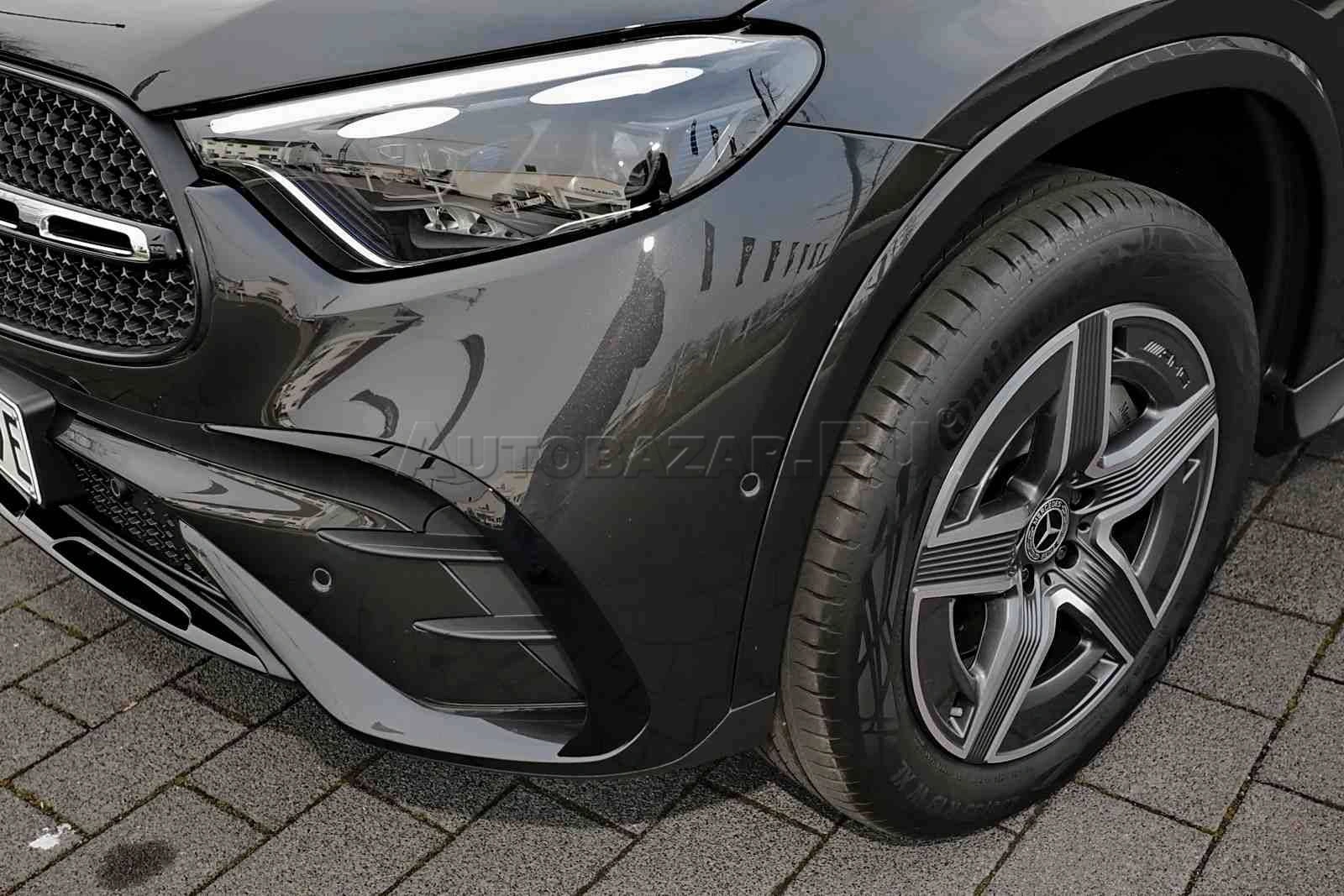 Mercedes-Benz GLC SUV 300 e 4MATIC A/T