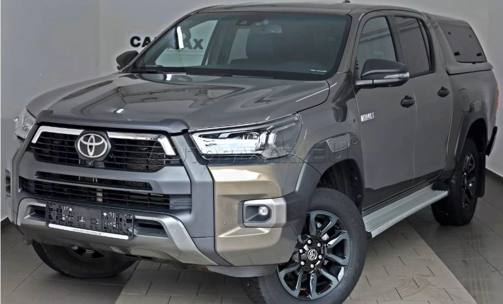 Toyota Hilux DC 2.8 I D-4D Invincible 4x4 A/T
