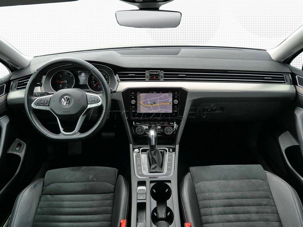Volkswagen Passat 2.0 TDI Elegance DSG