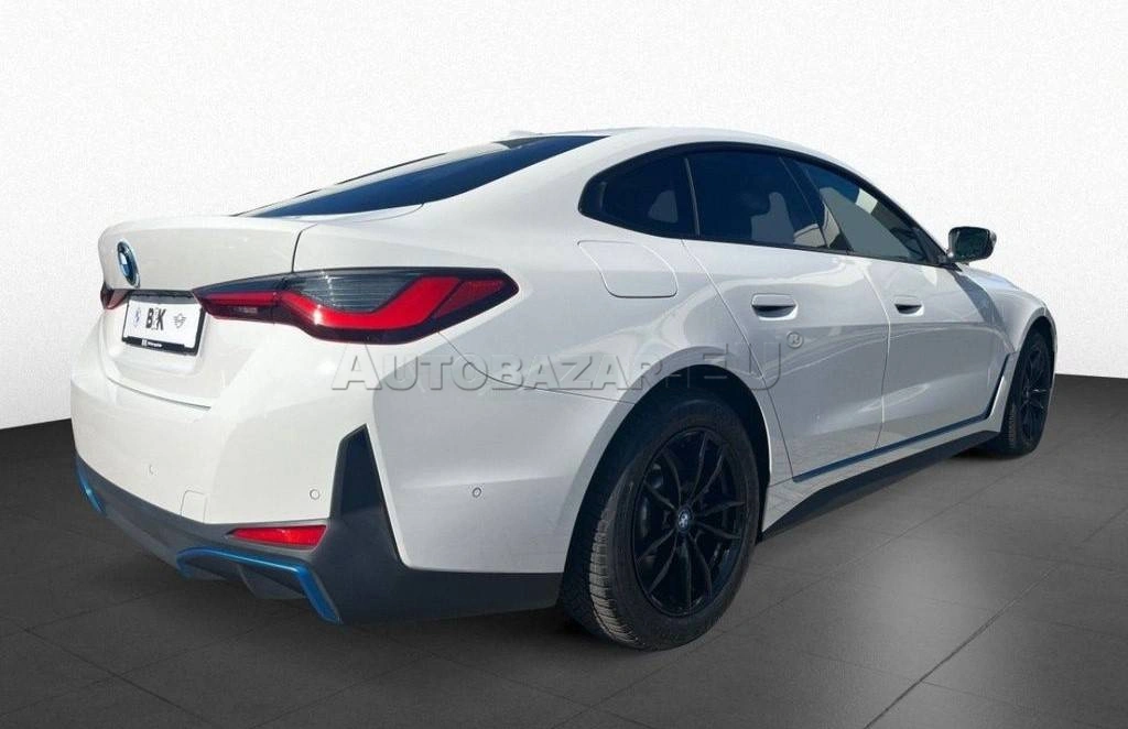 BMW i4 eDrive40