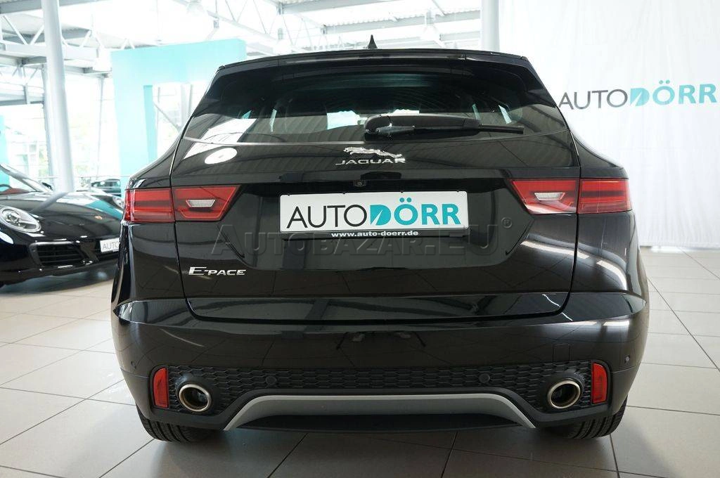 Jaguar E-Pace 2.0 I4 Standard AWD A/T
