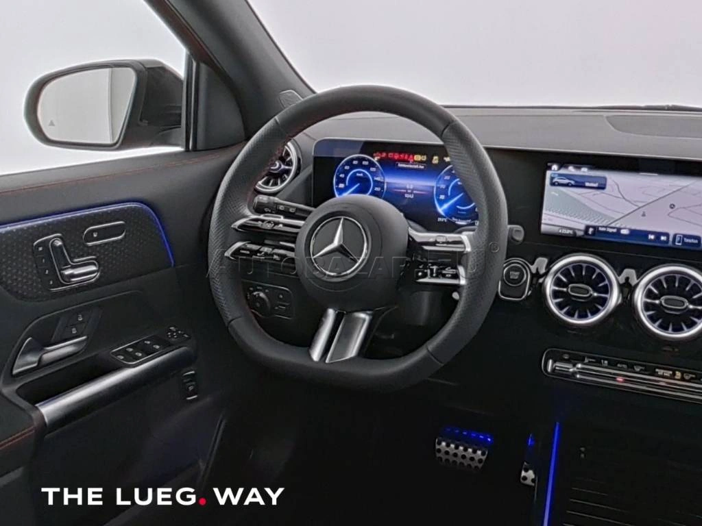 Mercedes-Benz EQA 300 4M