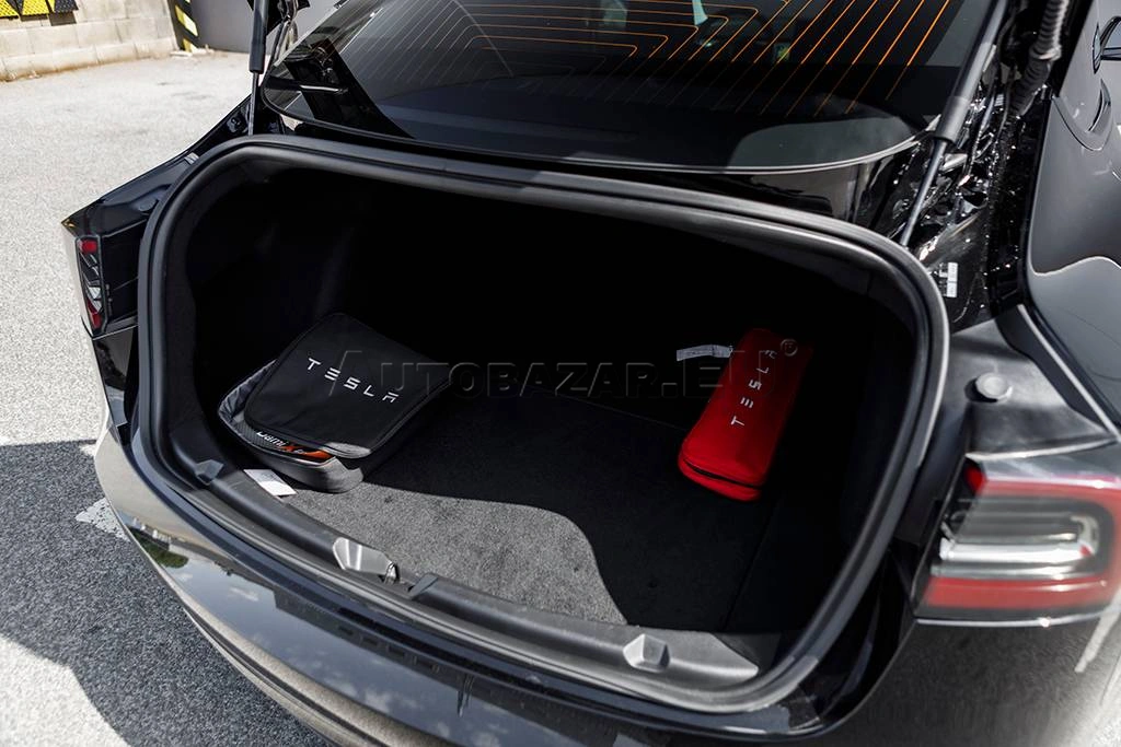 Tesla Model 3 2020 na predaj – fotografia 27