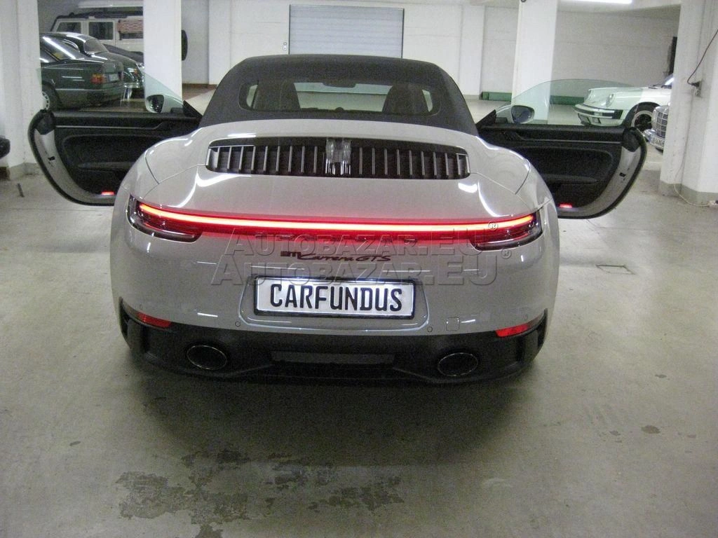 Porsche 911 Carrera Cabrio Carrera GTS Cabrio A/T