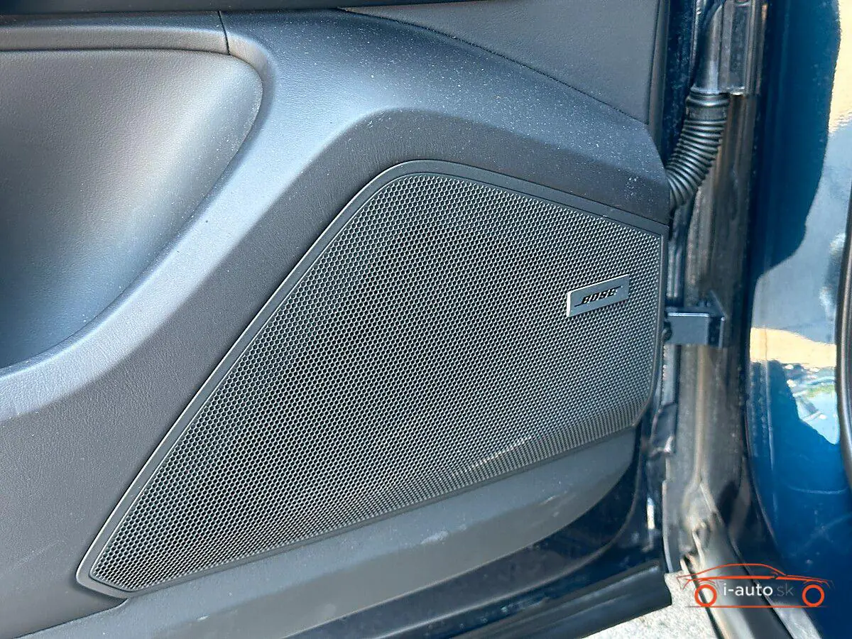 Porsche Cayenne 2024 na predaj – fotografia 39