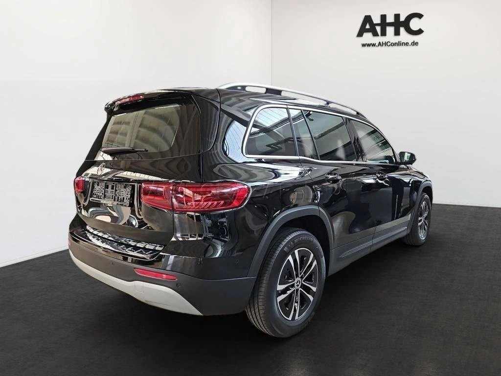 Mercedes-Benz GLB 180 mHEV A/T