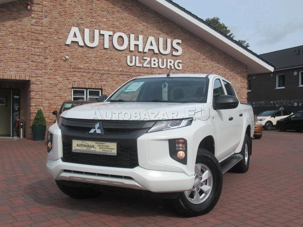 Mitsubishi L 200 L200 DoKa 4WD 2,2 DI-D