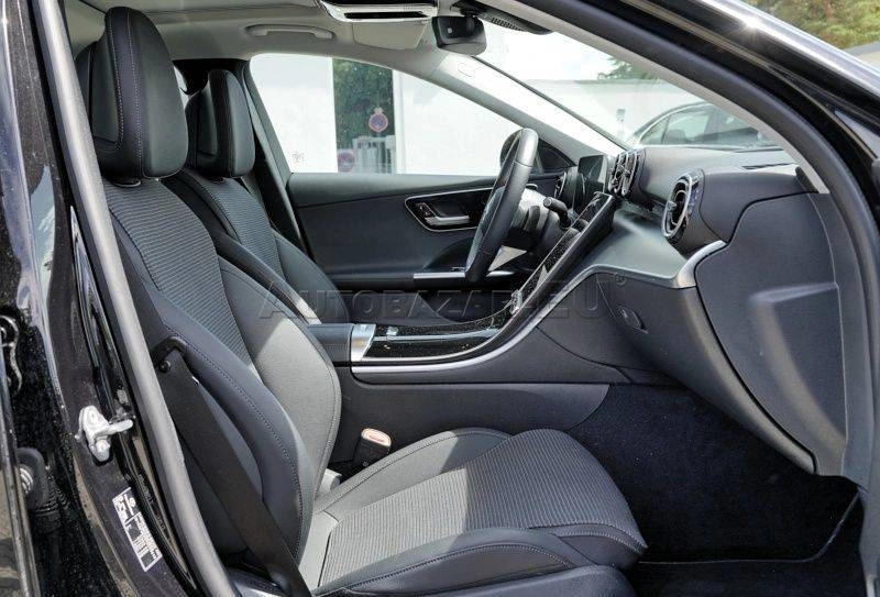 Mercedes-Benz C trieda Sedan 220 d mHEV A/T