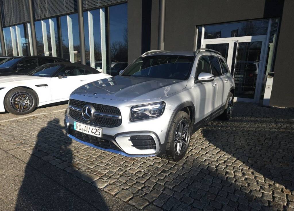 Mercedes-Benz GLB 200 mHEV A/T