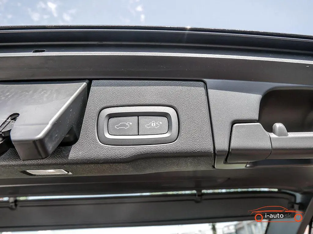 Volvo XC60 2022 na predaj – fotografia 13