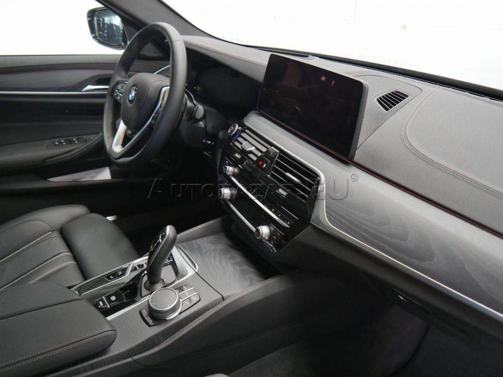 BMW Rad 5 530d mHEV xDrive A/T
