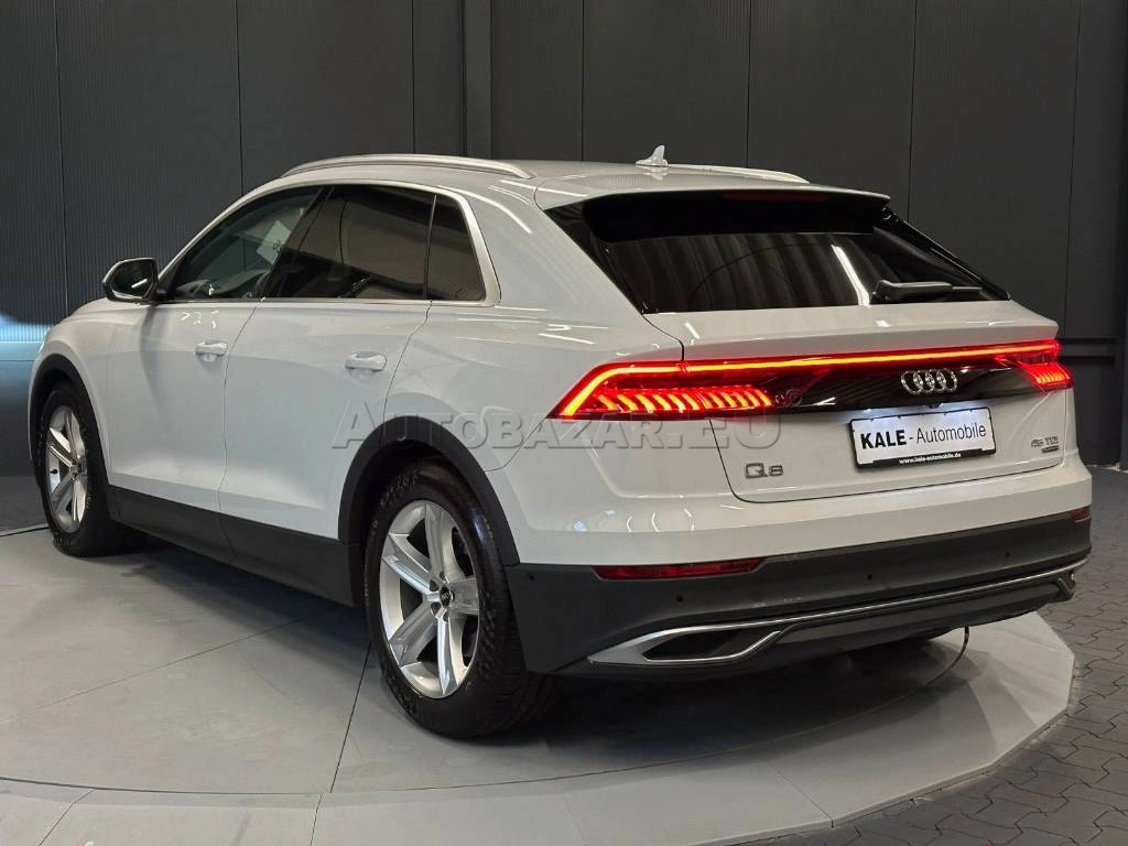 Audi Q8 45 3.0 TDI mHEV quattro tiptronic