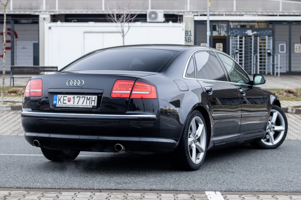 Audi A8
