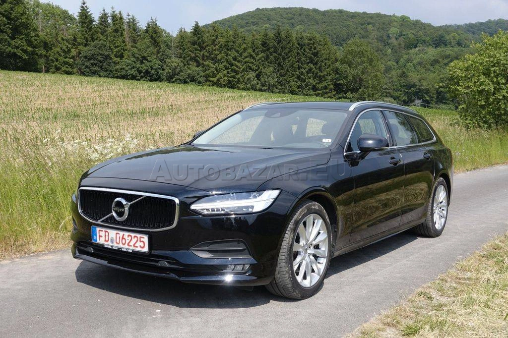 Volvo V90 D4 Momentum Pro A/T