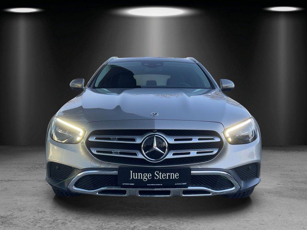 Mercedes-Benz E trieda Kombi Mercedes Benz  400d T AllTerrain