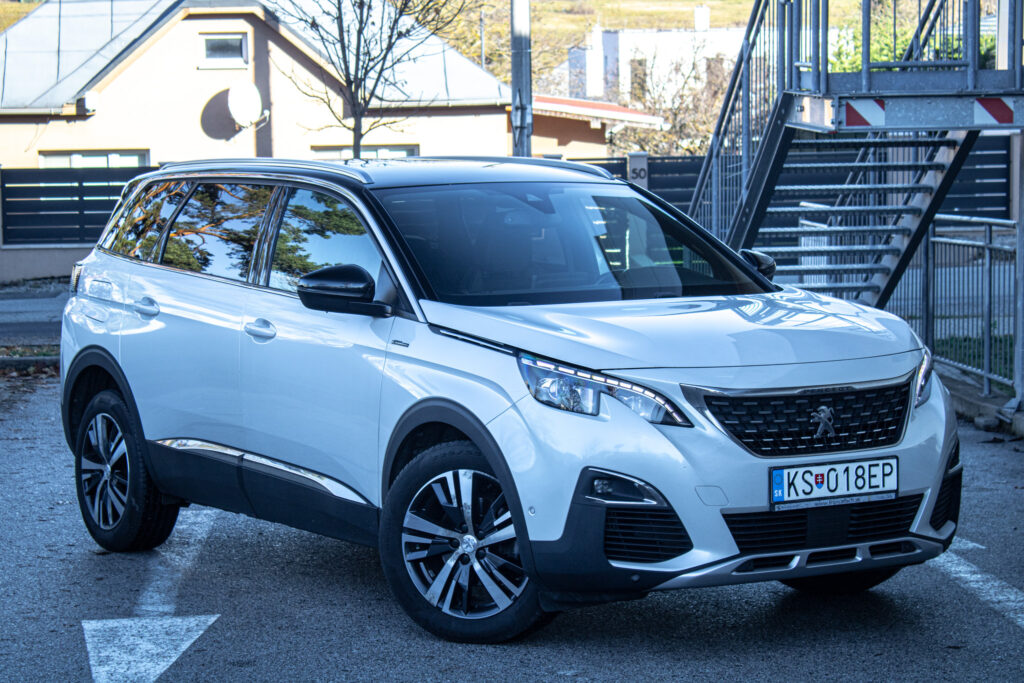 Peugeot 5008