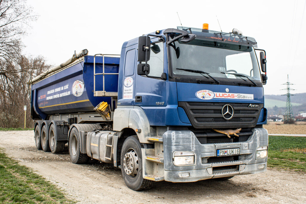 Mercedes-Benz AXOR 1840 LS