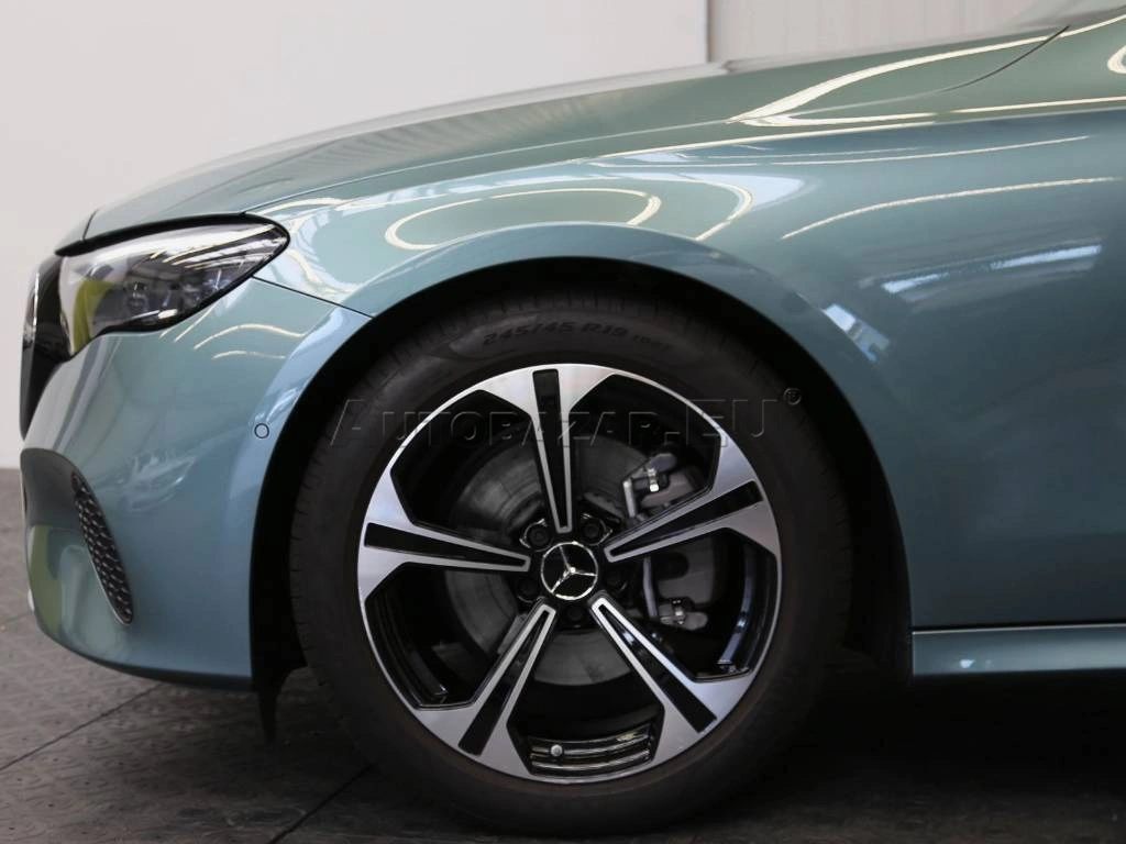 Mercedes-Benz E trieda Kombi 220 d mHEV A/T