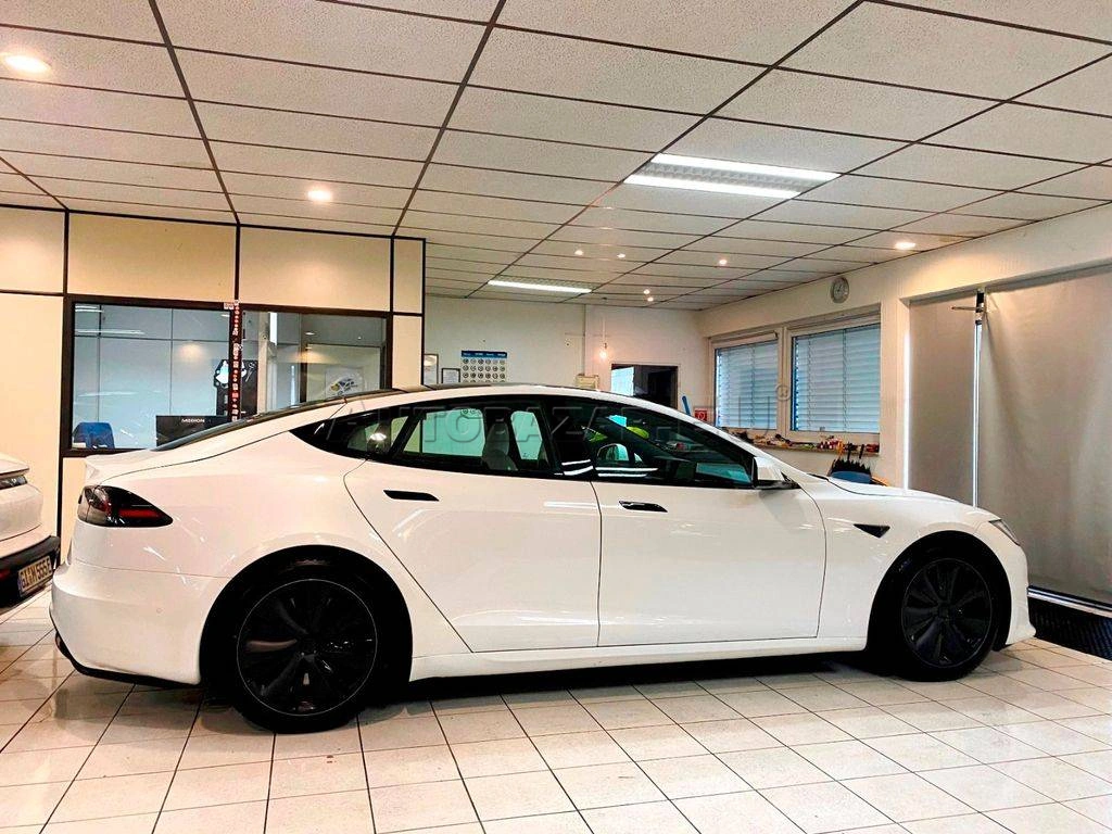 Tesla Model S Longe Range