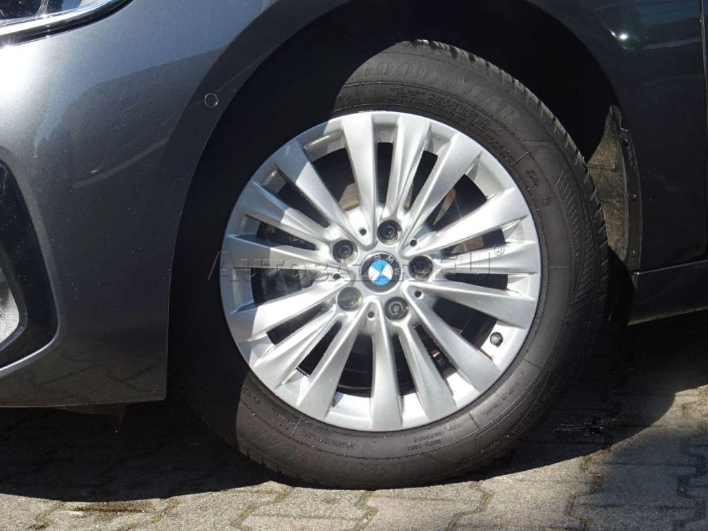 BMW Rad 2 Active Tourer 2   220i A/T