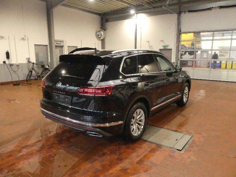 Volkswagen Touareg 3.0 V6 TDI SCR 286k Elegance 4Motion Tiptronic
