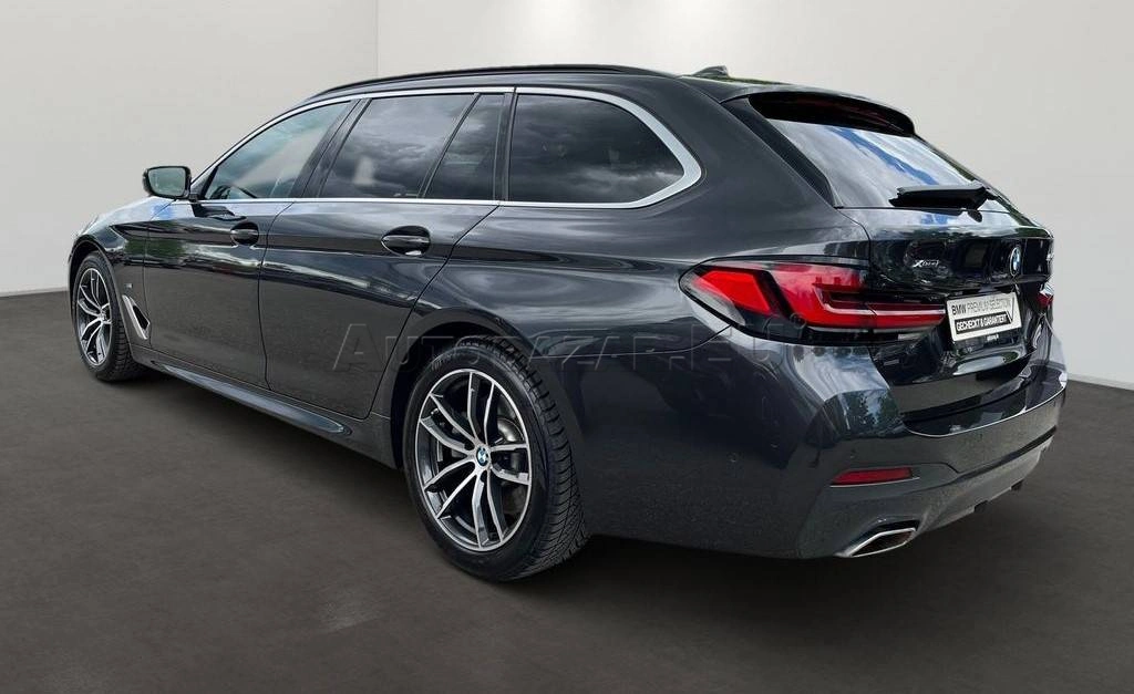 BMW Rad 5 Touring 540i mHEV xDrive A/T