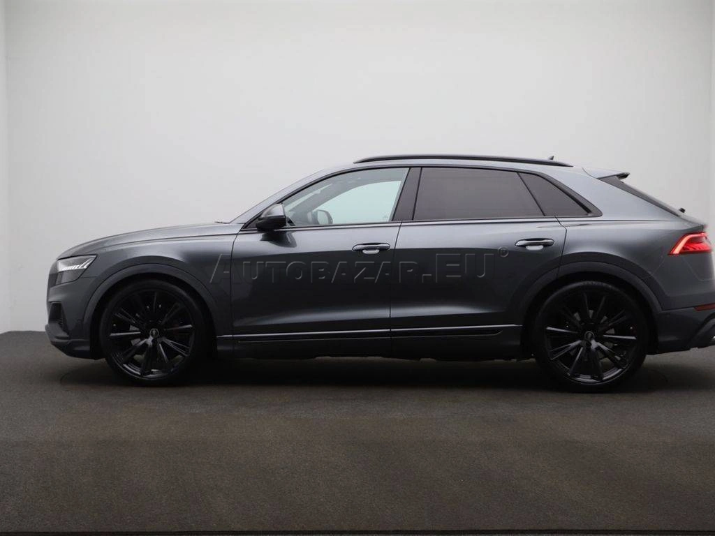 Audi Q8 SQ8 TFSI mHEV quattro tiptronic
