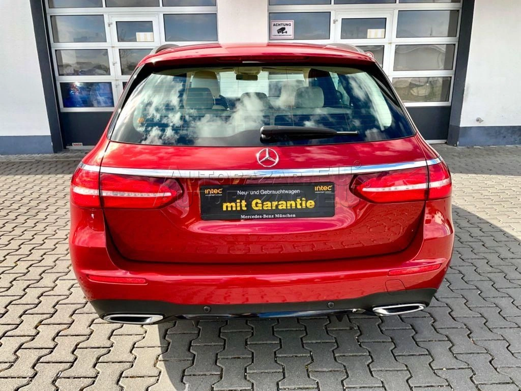 Mercedes E trieda T 400 d AMG 4MATIC A/T