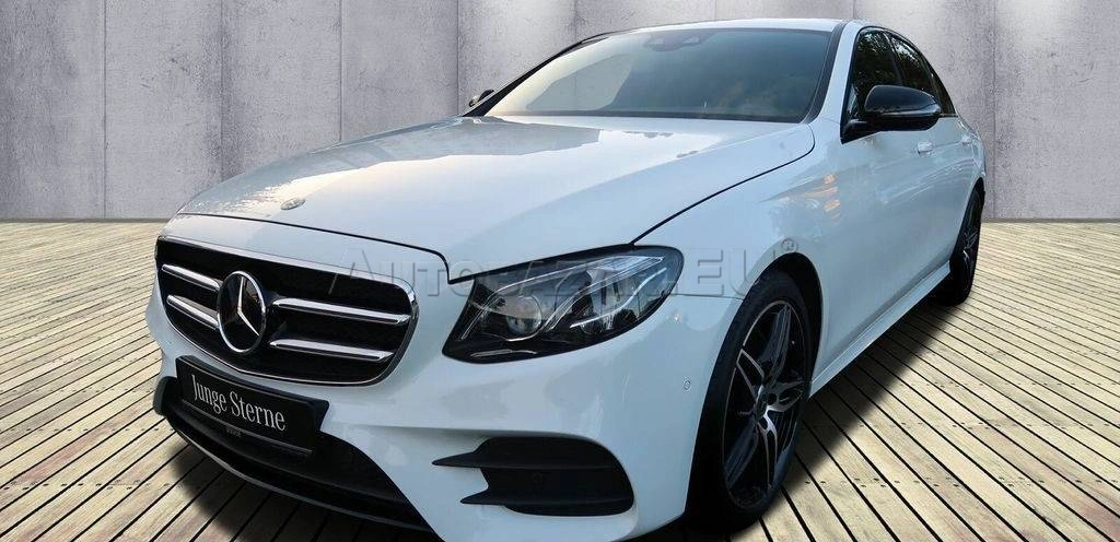 Mercedes-Benz E trieda Sedan 300 d A/T
