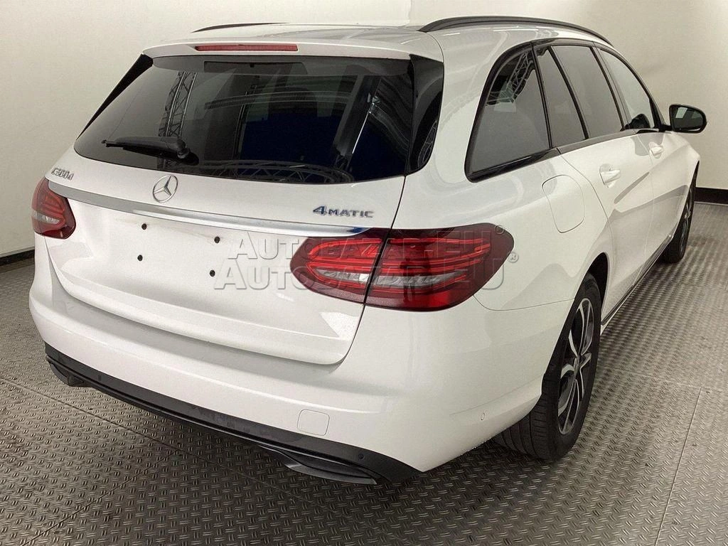 Mercedes C trieda T 300 d A/T 4MATIC