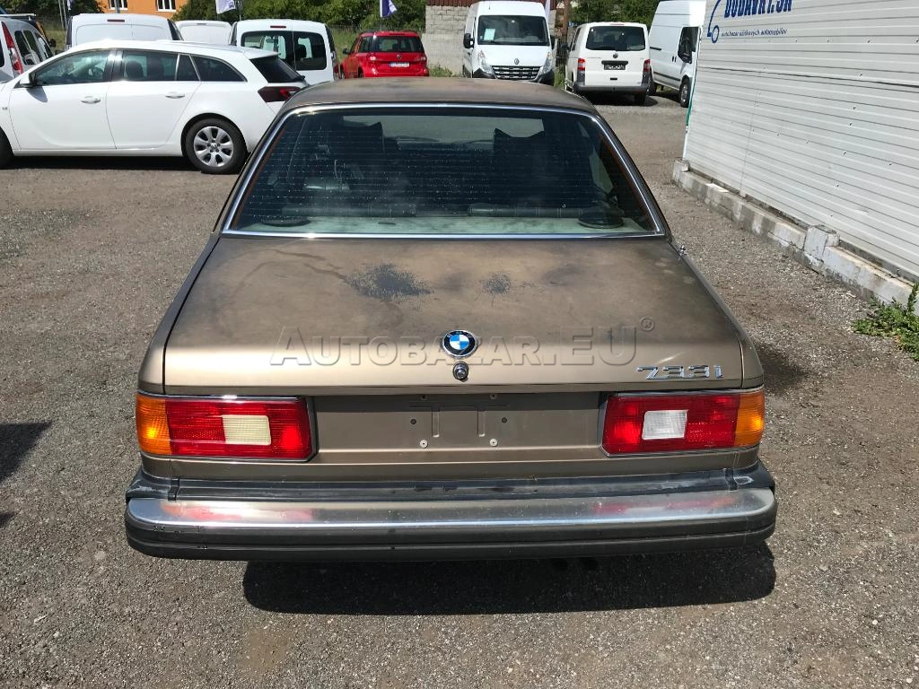 BMW 733i 1984 na predaj – fotografia 6